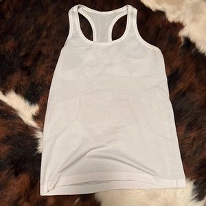 White lululemon swiftly tank